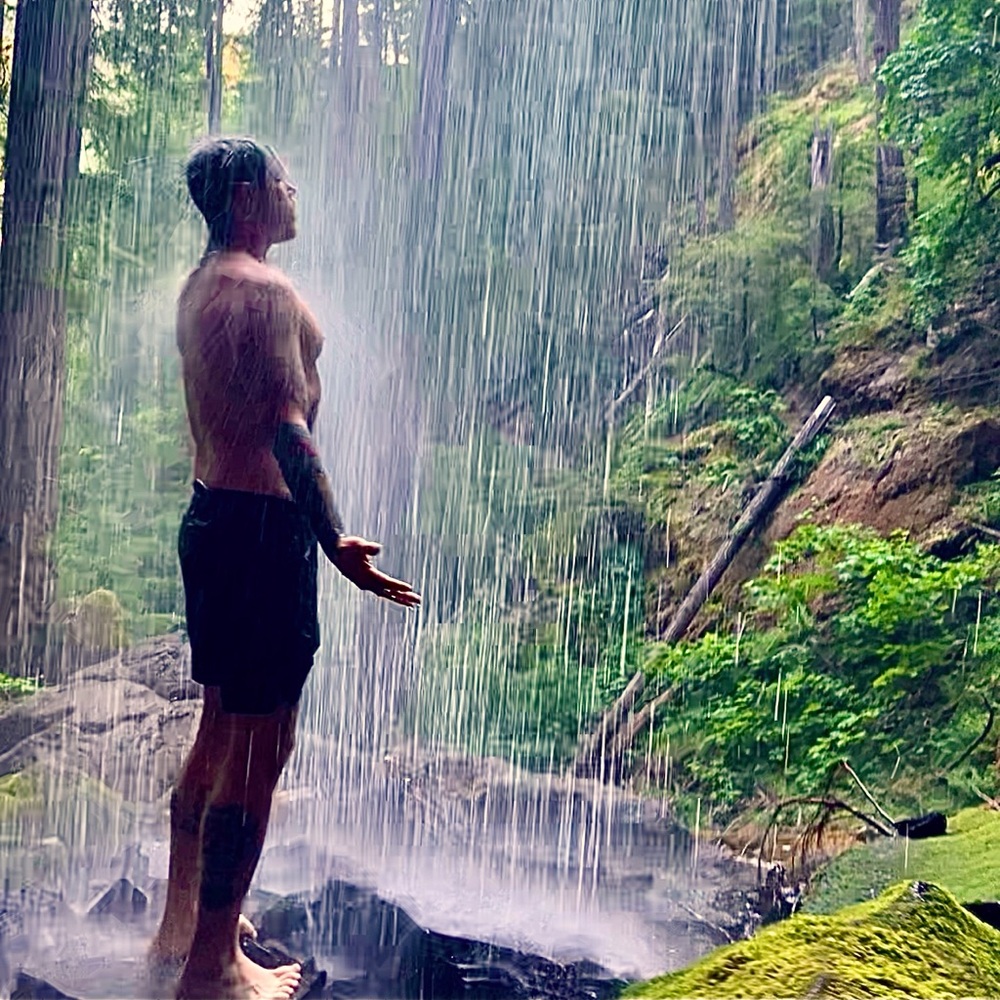 Meet your Posher, Sebastian